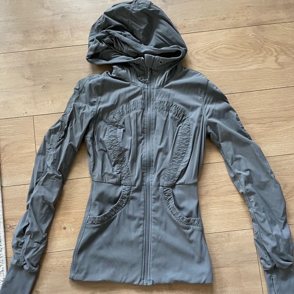 Lululemon reversible jacket. Size 6.